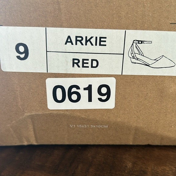 Journee Collection Arkie Red Wedge size 9 - Picture 9 of 9